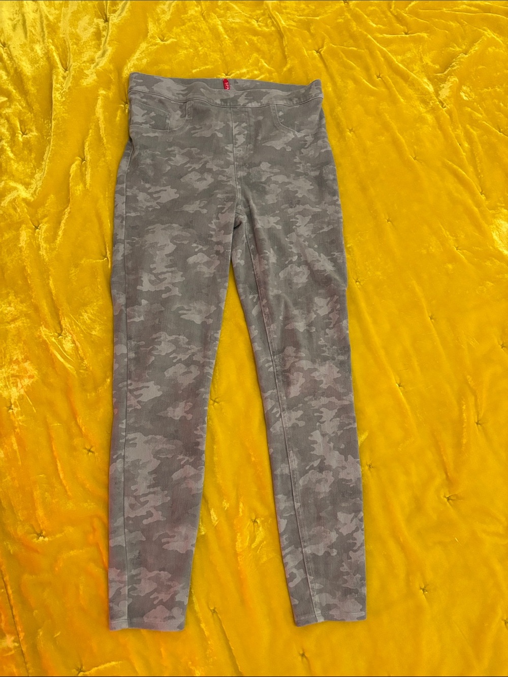 Spanx camo leggings pants large back pockets casual Y2K summer cropped